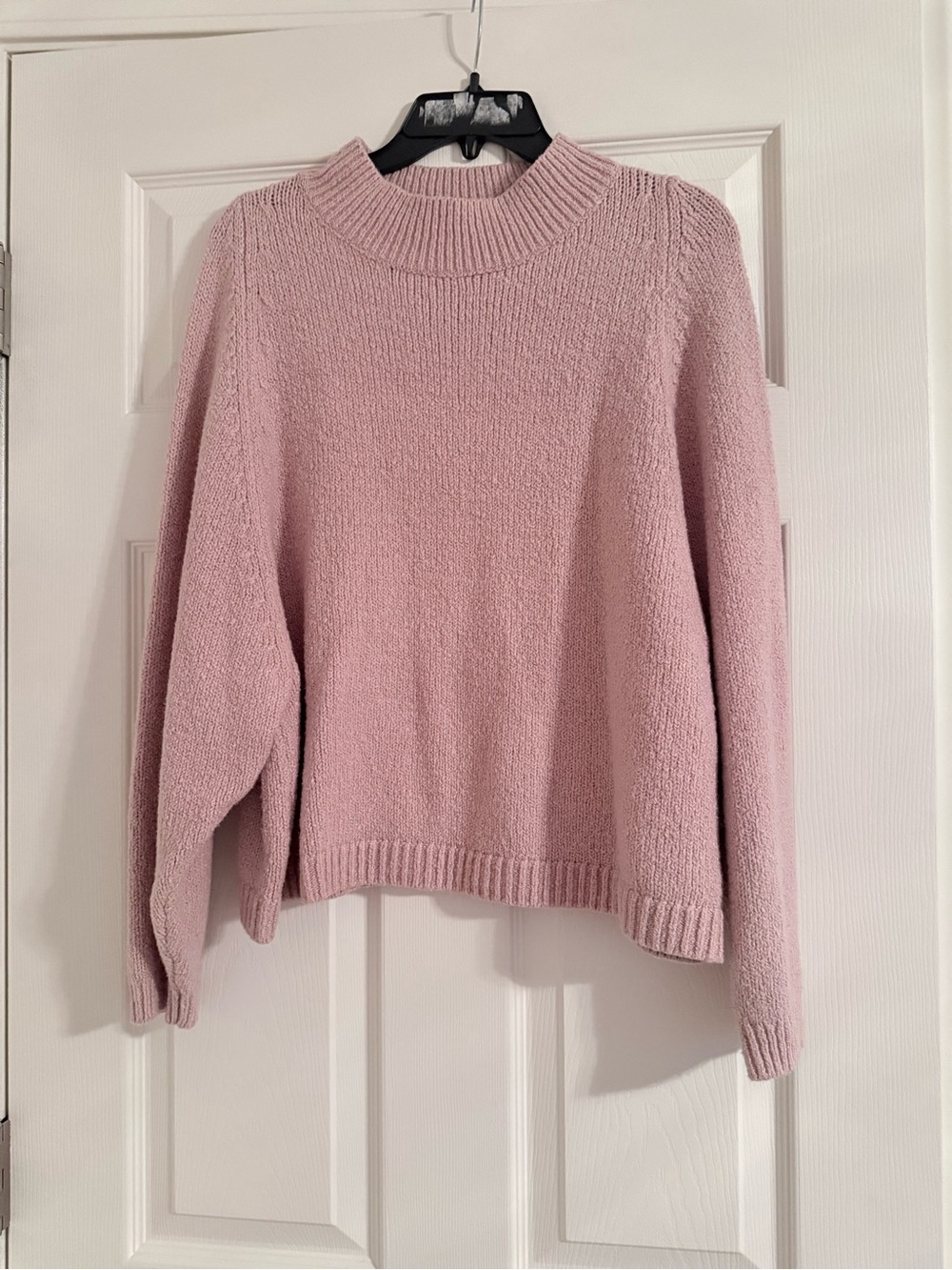 Old Navy Blush Pink Crewneck Sweater